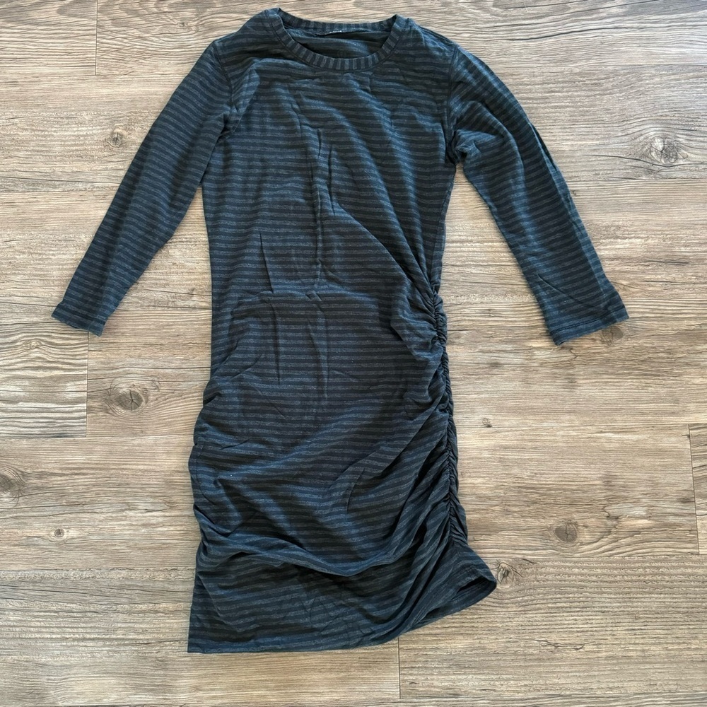 Lululemon Anytime Black Heather/Black Stripe Size S/M
Ruched Dress - Picture 3 of 6